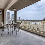 Deluxe 2Br Apartment In Central St Julians