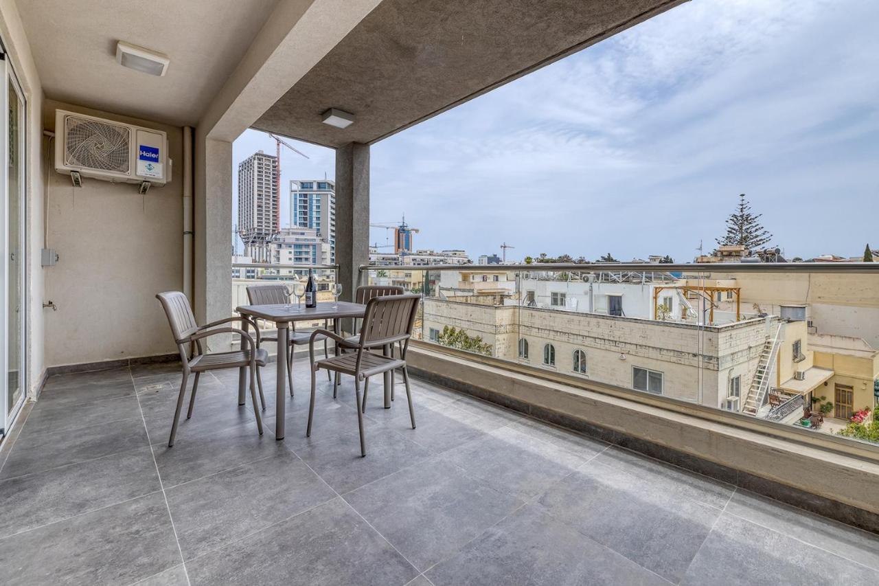 Apartment Deluxe 2br In St Julians Saint Julian's
